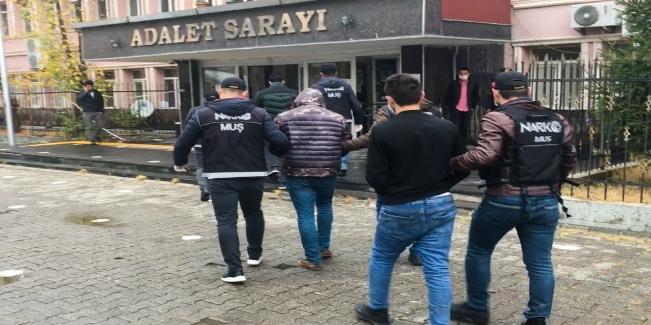 Muş'ta uyuşturucu operasyonunda 3 tutuklama