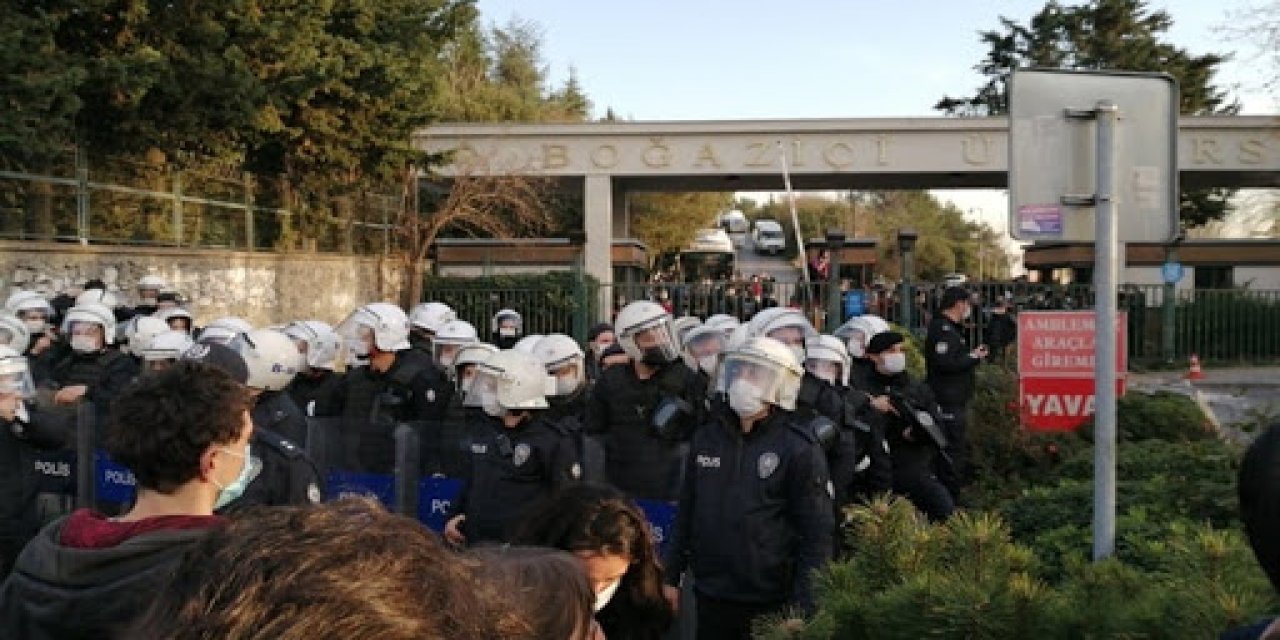 "Boğaziçi Üniversitesi için bugünlerin işaretini üç yıl önce verilmişti..." Saygı Öztürk Erdoğan'ın o konuşmasına dikkat çekti ve...