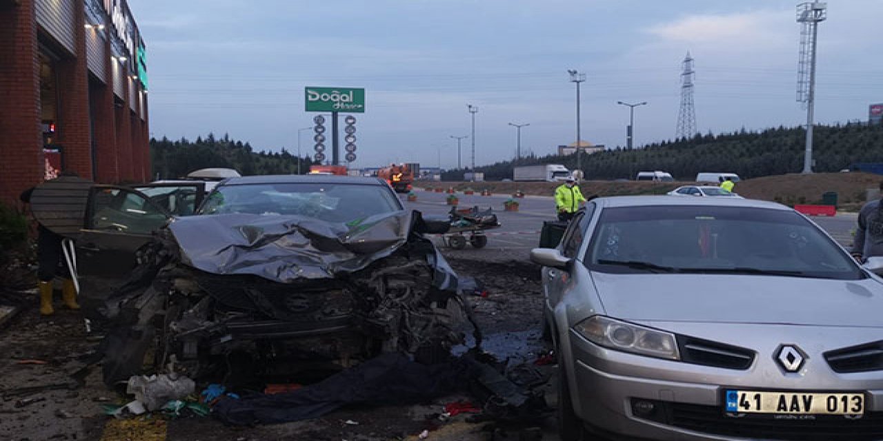Eşine 'Bugün ikimiz de öleceğiz' deyip, cipi dinlenme tesisine sürdü