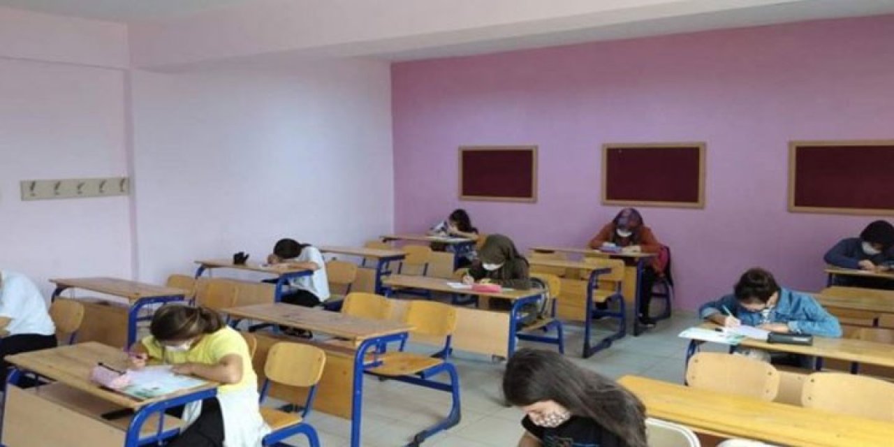 Veliler değil okul yönetimi karar verdi! Seçmeli ders "Kur'an-ı Kerim"