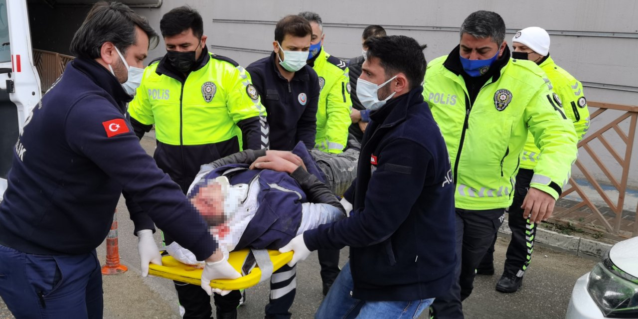 Kaza yapan motosiklet sürücüsü, ‘adam yaralama’dan arandığı tespit edilince gözaltına alındı