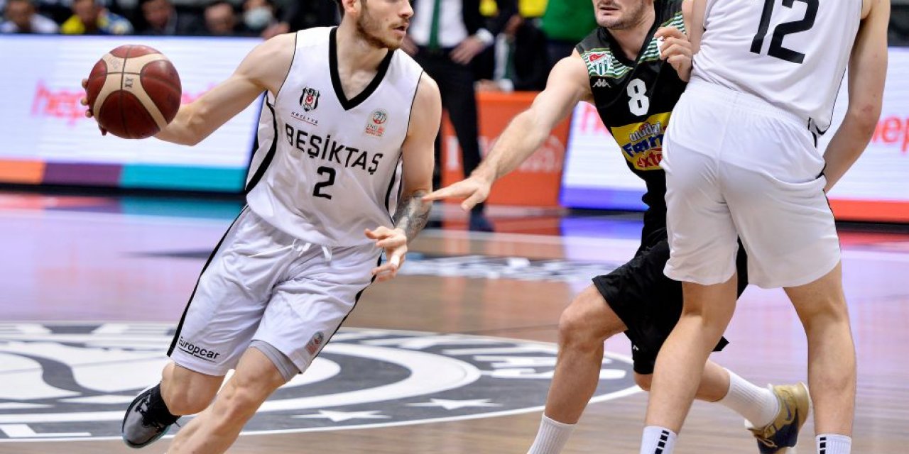 Beşiktaş - Frutti Extra Bursaspor: 69-84