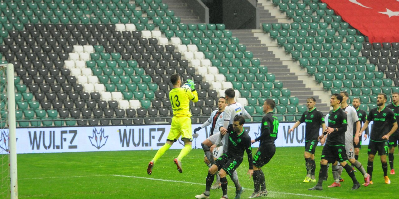 Fatih Karagümrük - İttifak Holding Konyaspor: 2-1