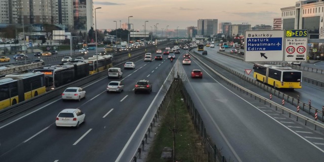 İstanbul'da toplu taşımada yeni koronavirüs yasağı!