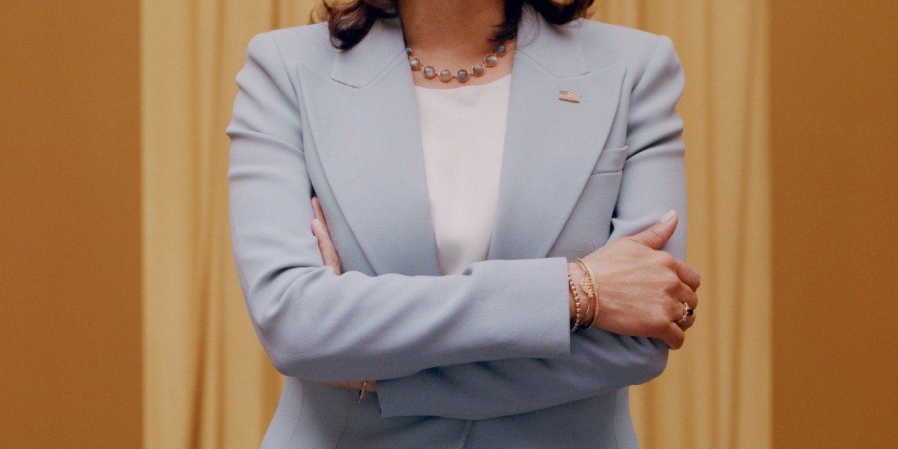 Ünlü moda dergisi Vogue'a "Kamala Harris" tepkisi