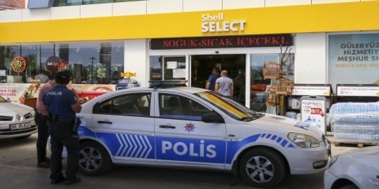 ANKARA'da, akaryakıt istasyonunda aracına yakıt alacaktı: Alkollü kadına eroin enjekte edip, hayatını kaybetmesine  neden olan iki sanığa hapis cezası