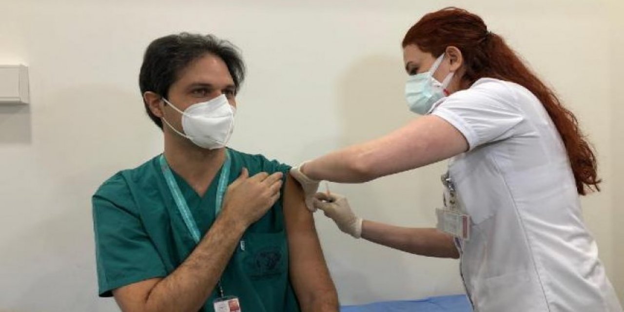 Ve koronavirüs aşıları sağlık çalışanlarına yapılmaya başladı!