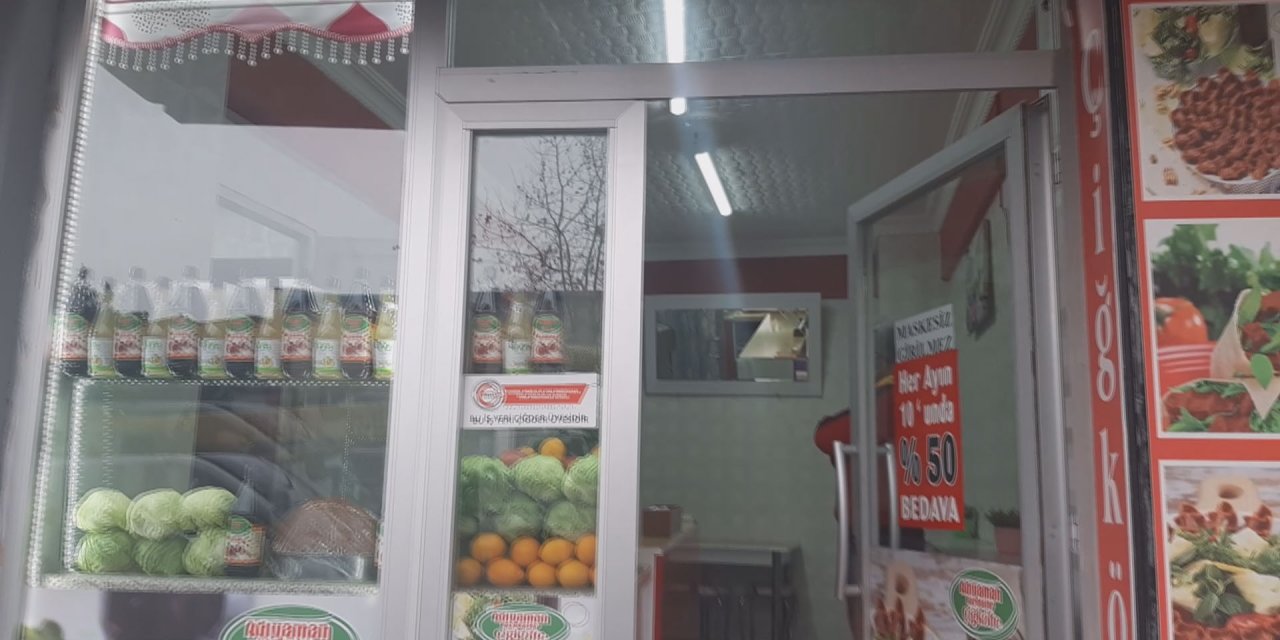 Polis bile şaşırdı! Dışarıdan bakıldığında çiğ köfteci ama bakın içeride ne var?