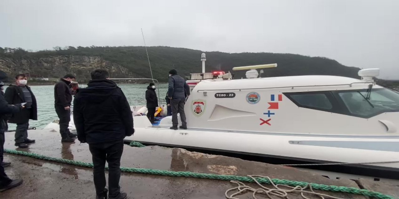 Bartın’da 12 personeli bulunan kuru yük gemisi battı