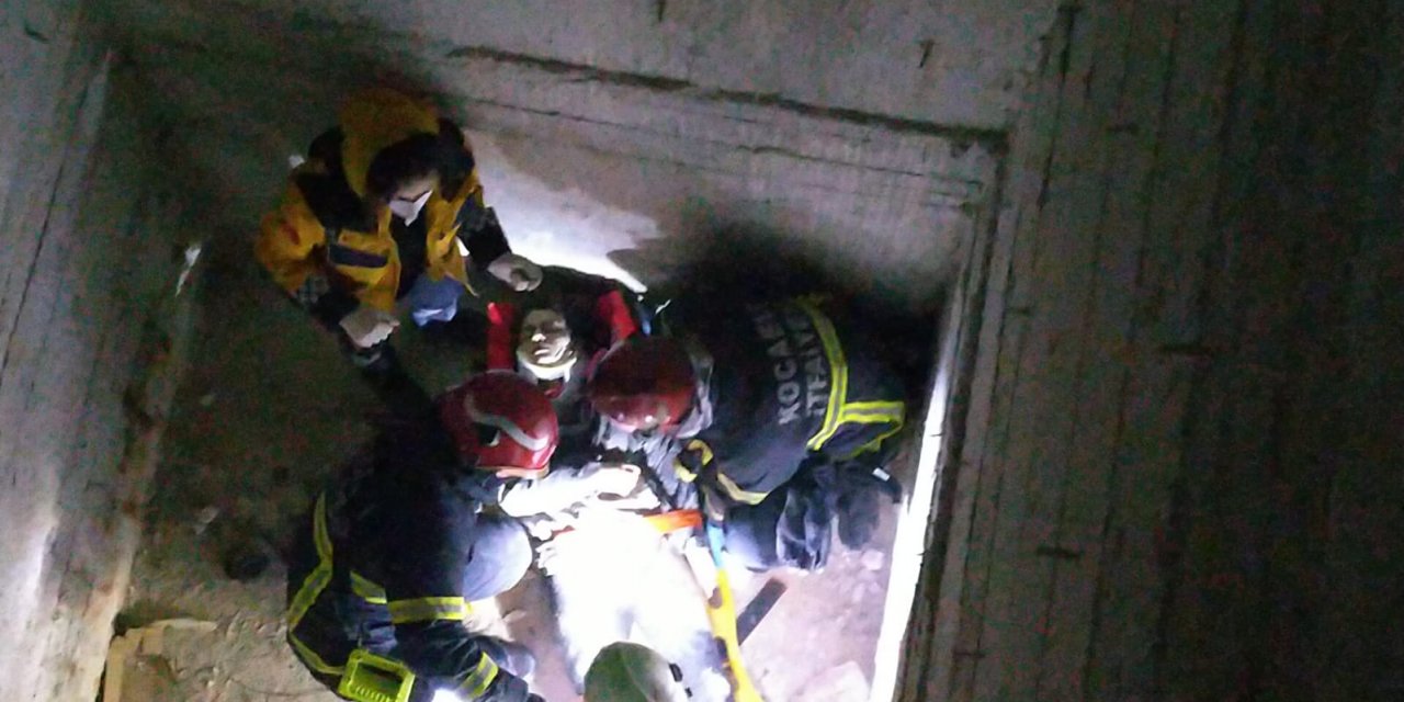 16 yaşındaki Zeynep, asansör boşluğundan düştü