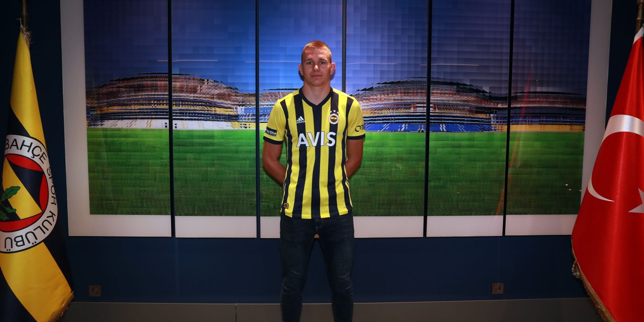 Fenerbahçe, Attila Szalai ile 4,5 yıllık anlaşma imzaladı