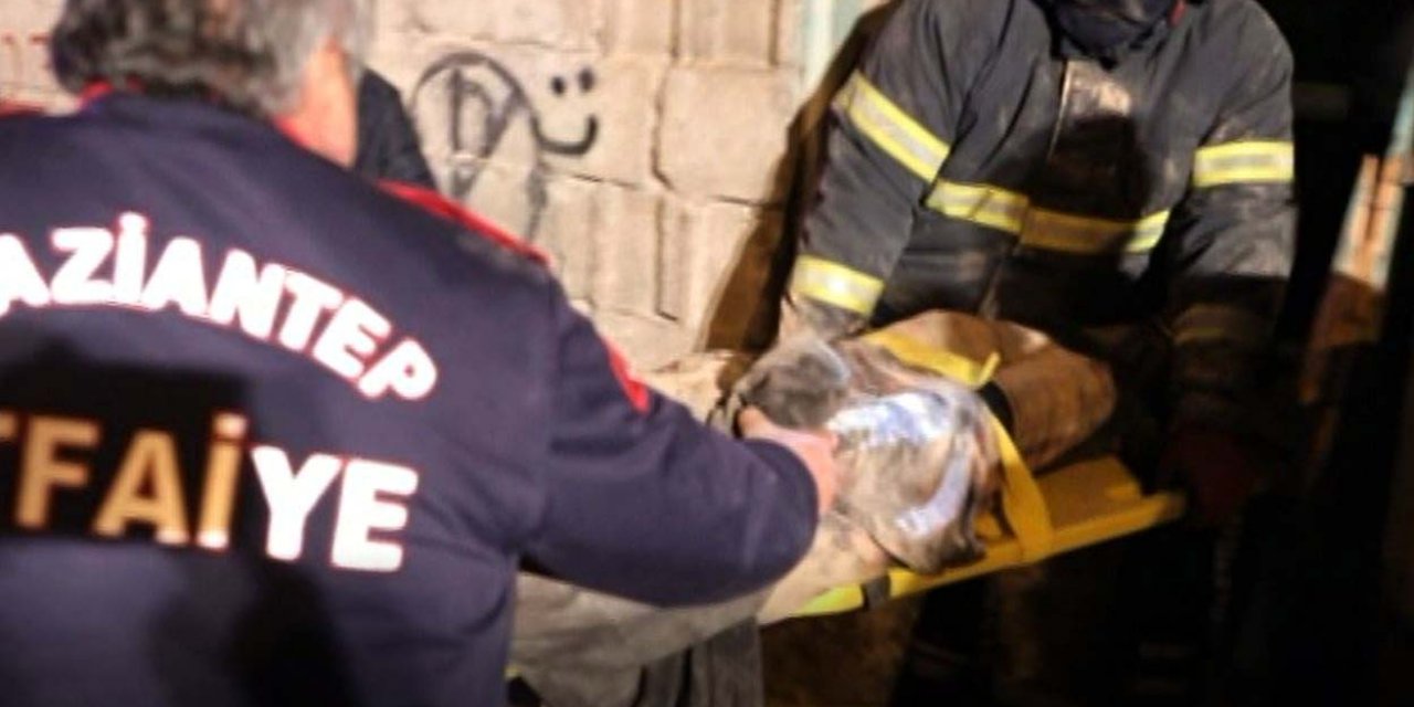 Suriyeli ailenin kaldığı metruk binada göçük: Anne öldü, 3 çocuk yaralı