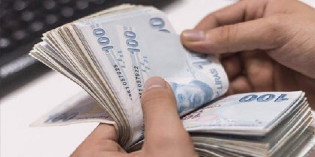 İktidara yakın sendika başkanı 32 bin TL maaş mı alıyor?