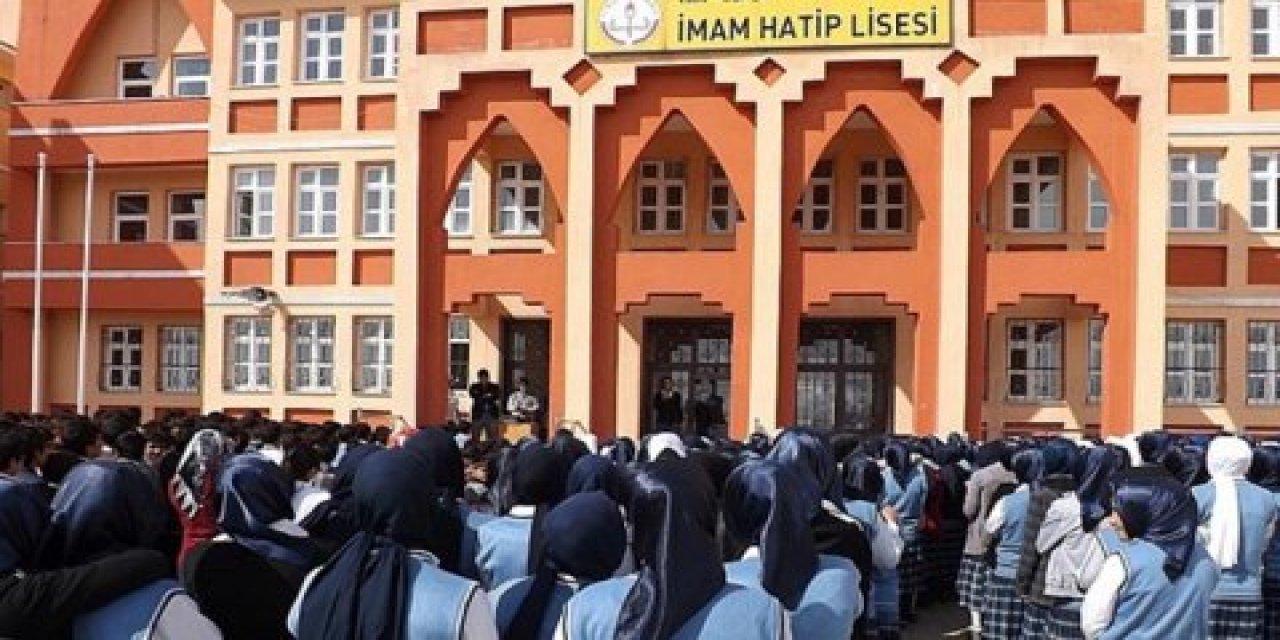 Talimatlar WhatsApp'tan... MEB, yandaş sendika ve islamcı vakıflarla "din dersi seferberliği" başlattı!