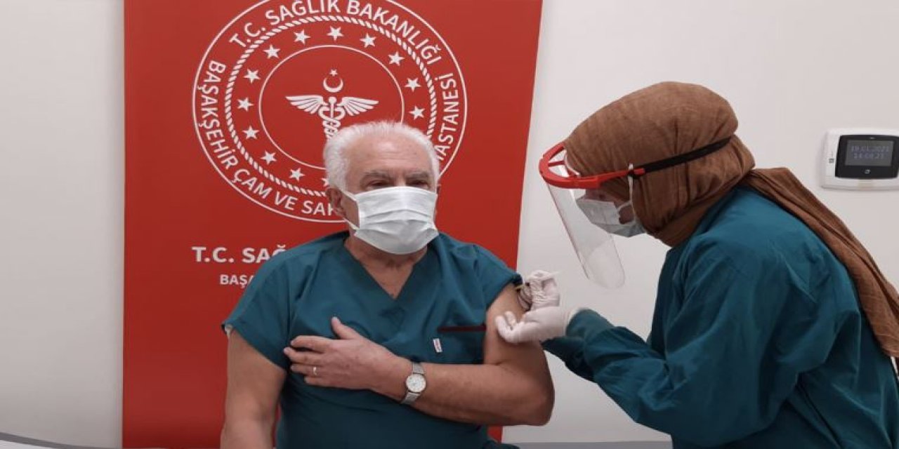 "Aşı olmak günün vatandaşlık görevi" diyerek duyurdu! Doğu Perinçek, koronavirüs aşısını oldu!