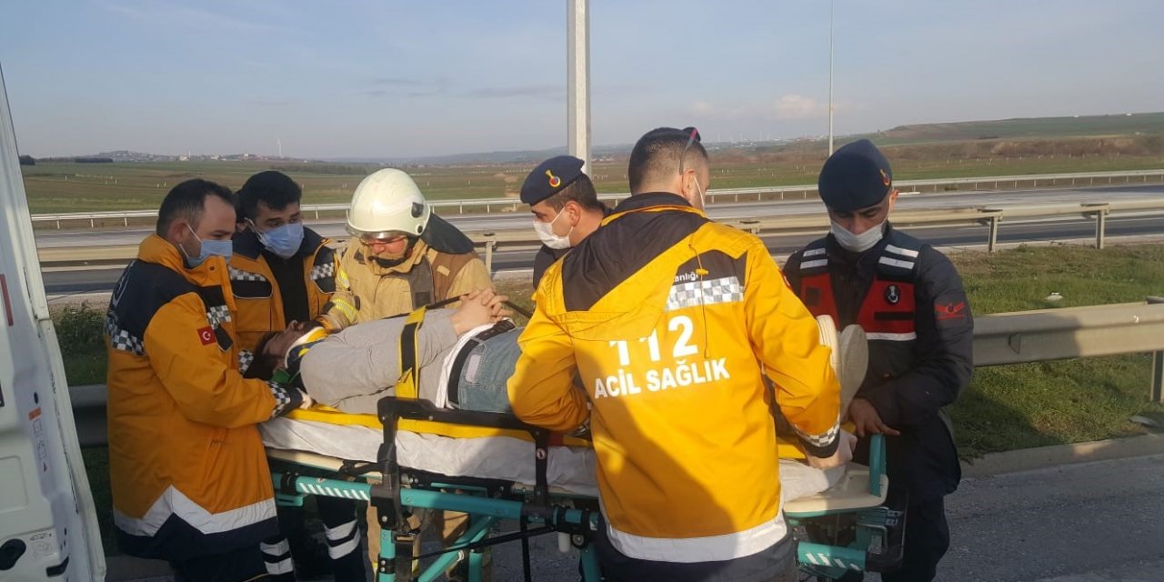 Silivri'de TIR ile kamyonet çarpıştı
