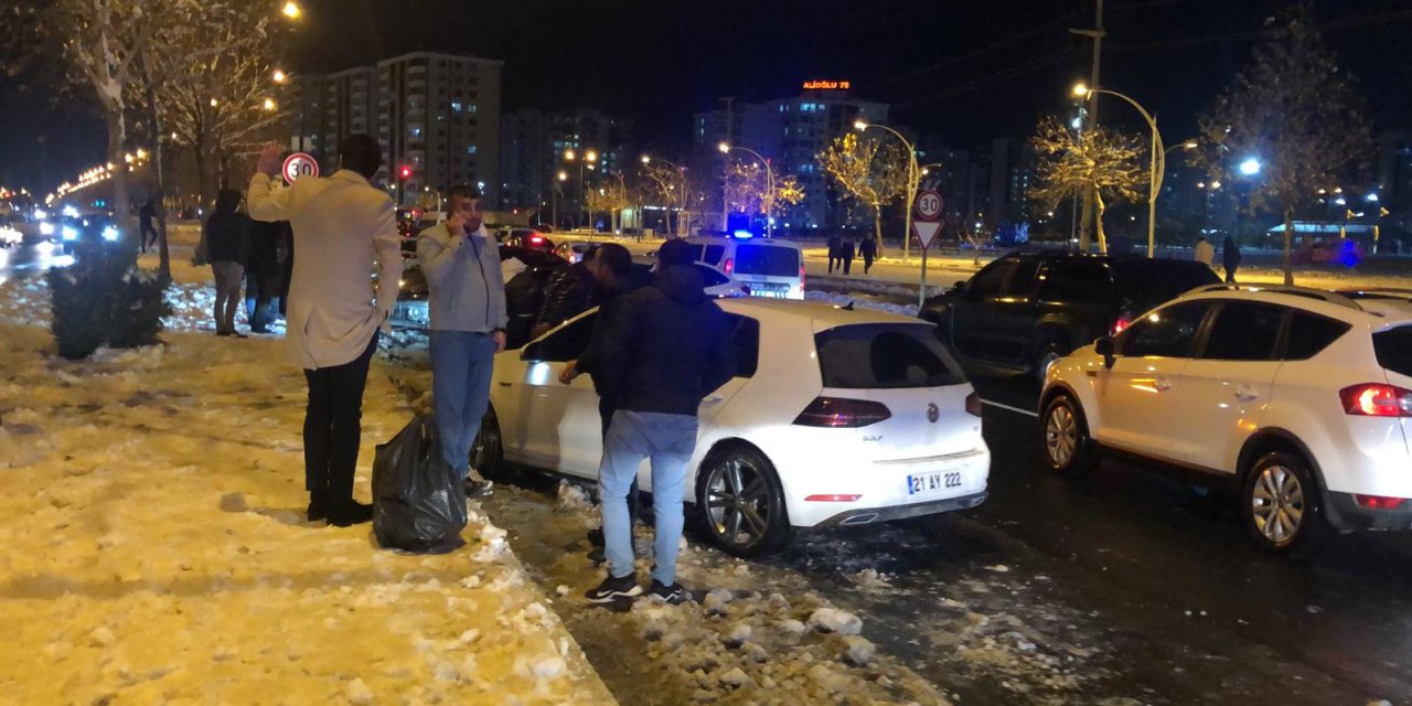 Diyarbakır’da 22 aracın karıştığı zincirleme kaza: Çok sayıda yaralı