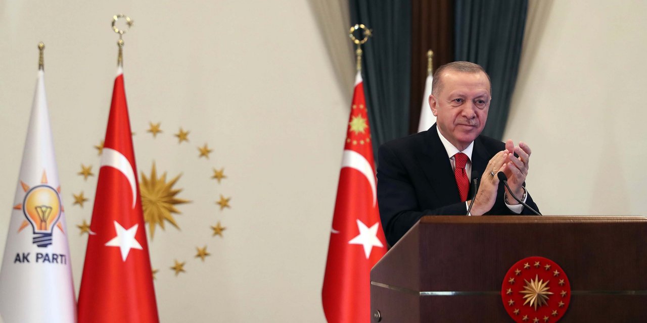 Erdoğan'dan kritik açıklama: Milletin yarısından fazlasının desteğini alamayan hiç kimseye ülkenin yönetimi teslim edilemez
