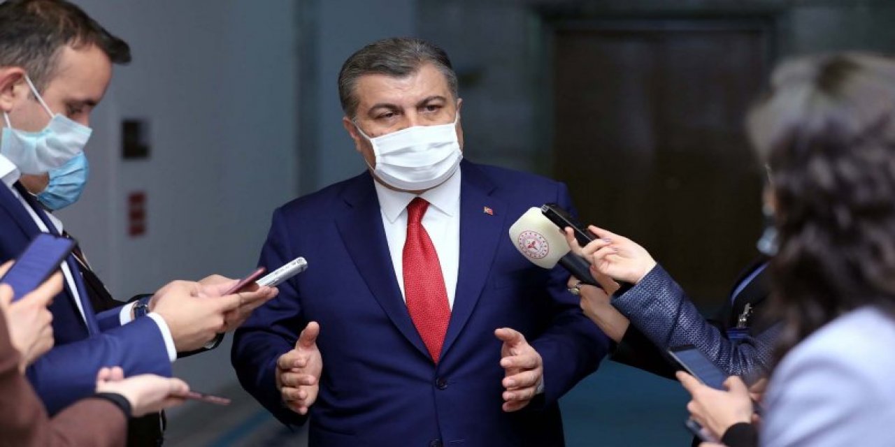 Şartları zorluyoruz: Bilim Kurulu toplantısı sonrası Fahrettin Koca'dan son aşı açıklaması; "Yarından itibaren 85 yaş üzerindeki vatandaşlarımızın da aşılanmasına başlanacaktır.