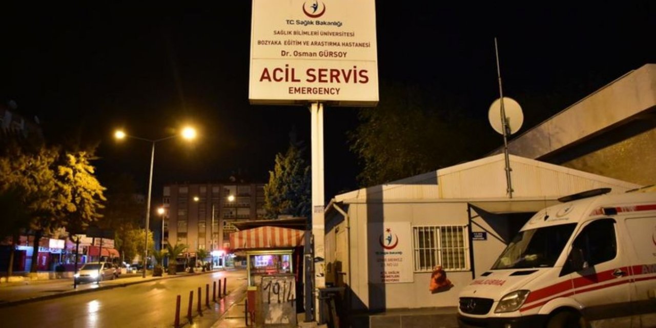 Evde yapılan araştırmada  birçok yerde intihar mektubu olduğu öğrenildi.