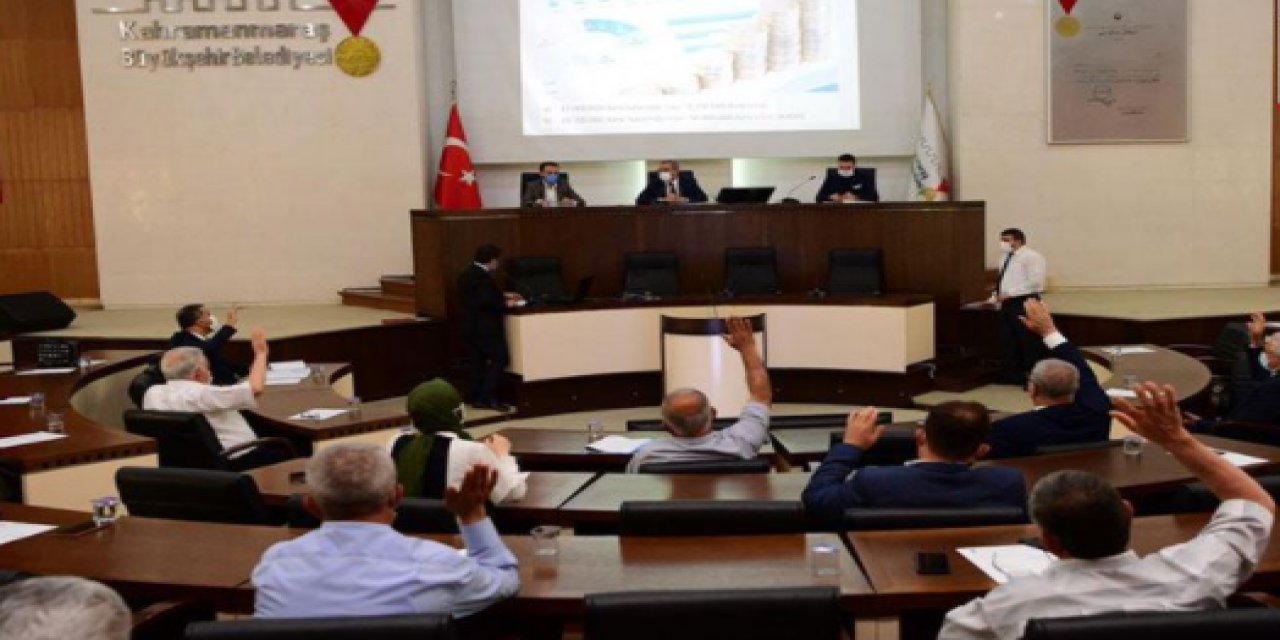 AKP'li belediyenin "Sözde cumhurbaşkanı" hamlesi! Kılıçdaroğlu'nun adı kaldırıldı!
