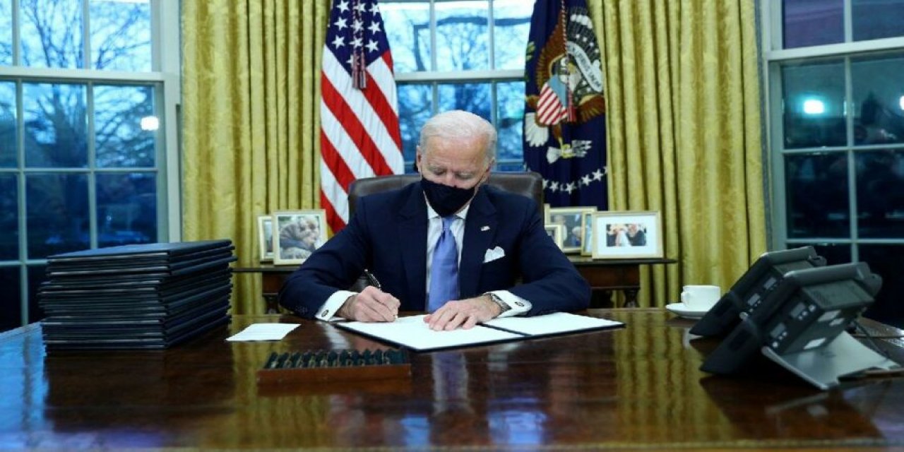 Biden göreve hızlı başladı! Gelir gelmez 17 kritik karara imza attı; Trump'ın kararlarını tersine çevirdi!