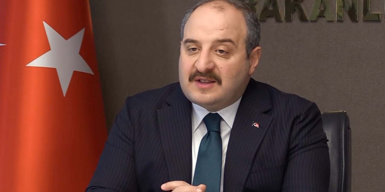 Bakan Varank: "İnanıyorum ki, çok yakın zamanda Avrupa semalarında da Türkiye'den satın alınan Bayraktar'ların ve ANKA'ların uçtuğunu göreceğiz"