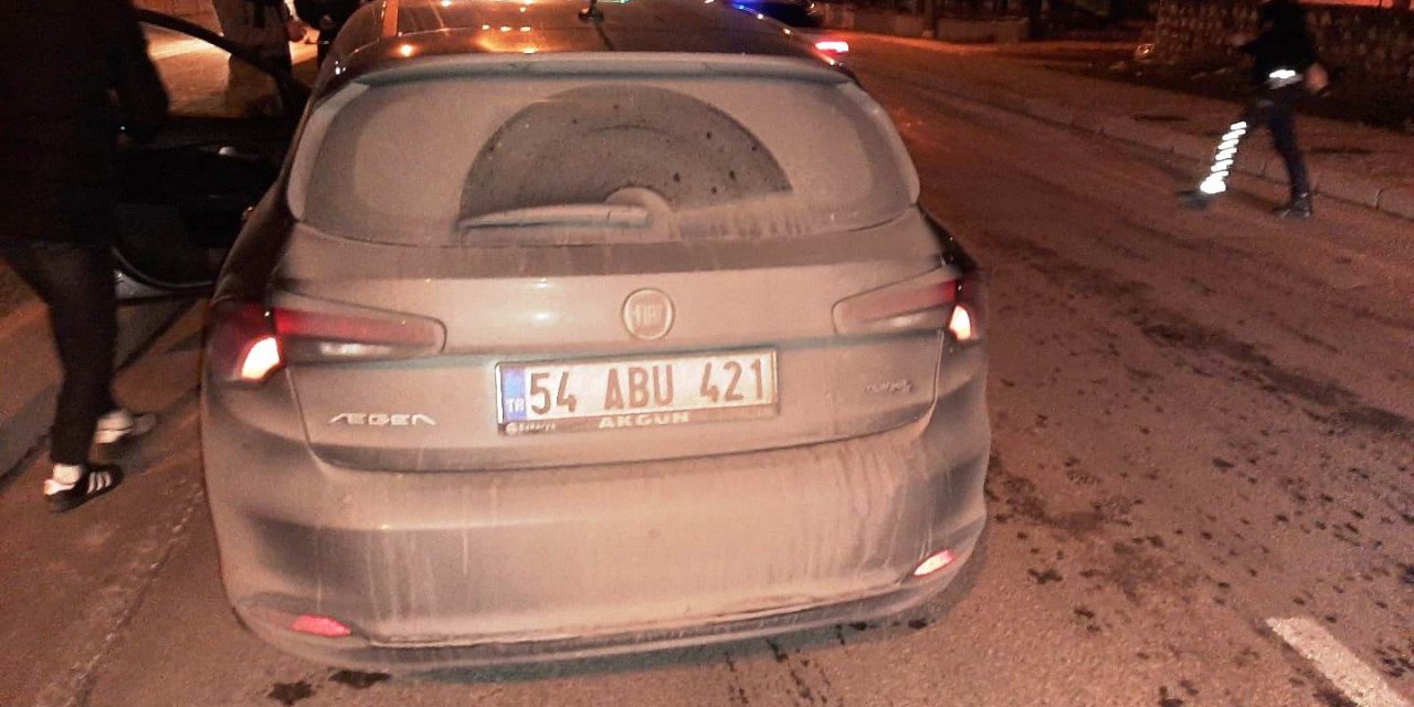 Otomobilin çarptığı kadın hayatını kaybetti