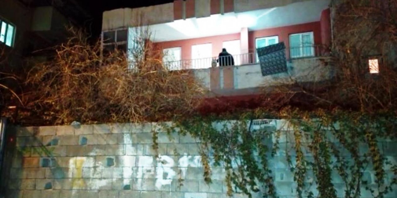 Adıyaman'da eve pompalı tüfekle ateş açıldı