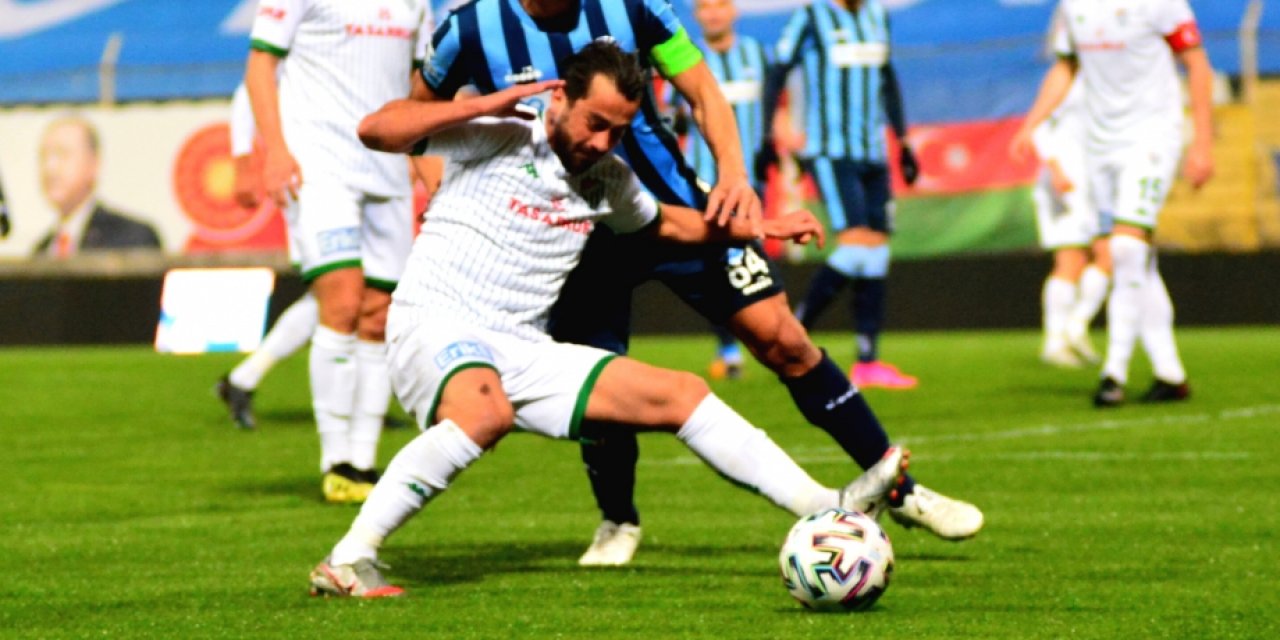 HSV Hamburg, 20 dakikada bulduğu 4 golle kazandı