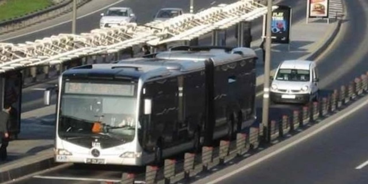 METROBÜSTE UNUTULAN ÇANTAYI ALAN ŞÜPHELİ KAMERADADAN YAKALANDI