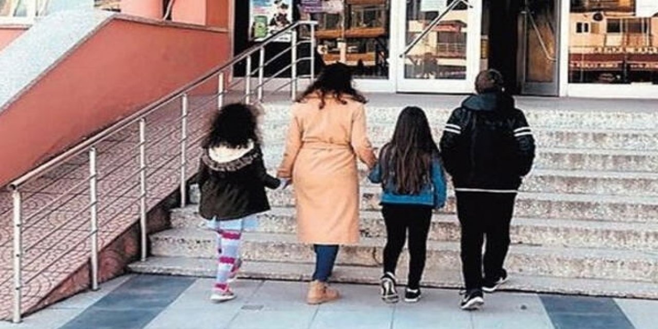 3 çocuk annesinin  inanılmaz hukuk mücadelesi! Adli Tıp 'çocuklar babadan değil' dedi