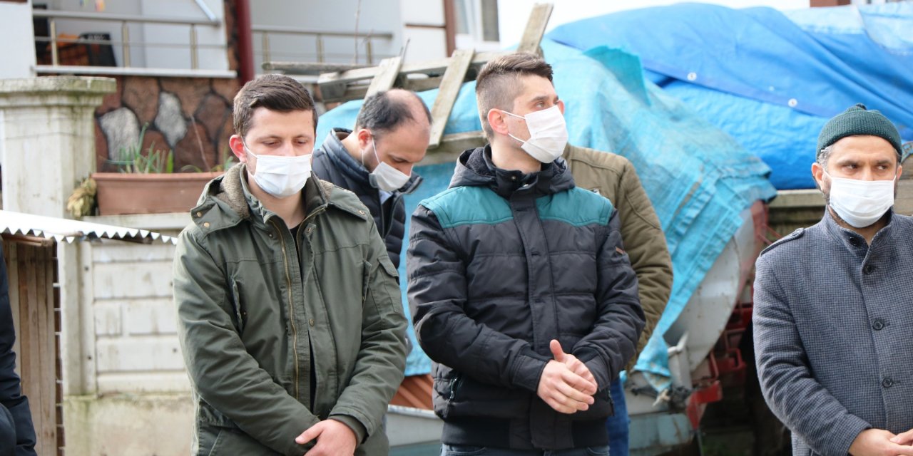 Mayına basarak ağır yaralanan asker şehit düştü