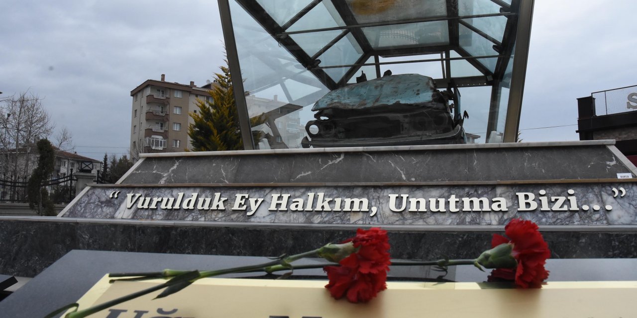 Eskişehir'de Uğur Mumcu'nun otomobili sergileniyor