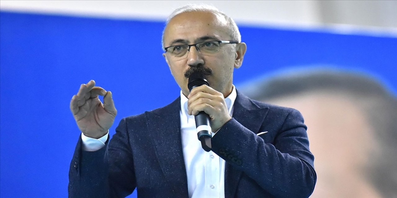 Bakan Lütfi Elvan Elvan "müjde"lerini AKP kongresinde duyurdu!