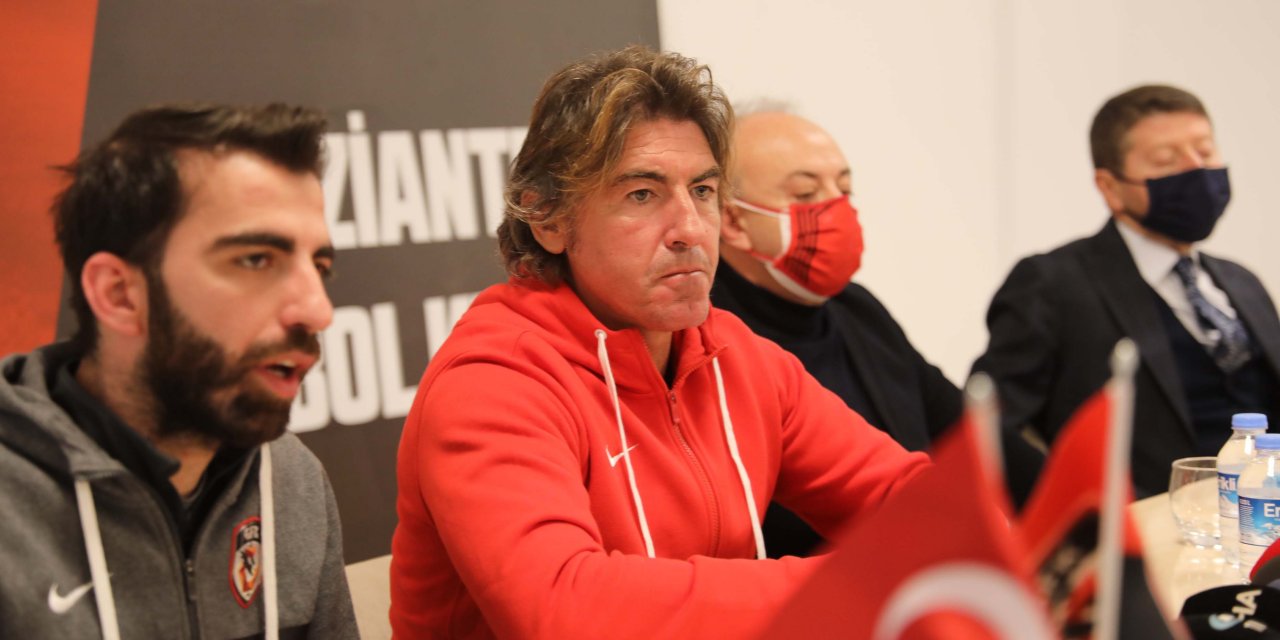 Ricardo Sa Pinto: Hakem maçı 2 dakika fazla oynattı