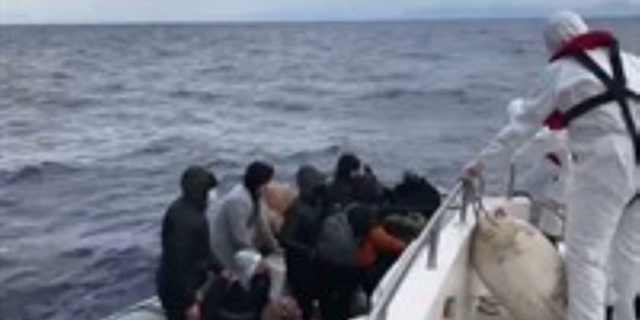 Dalaman'da 16 kaçak göçmen kurtarıldı