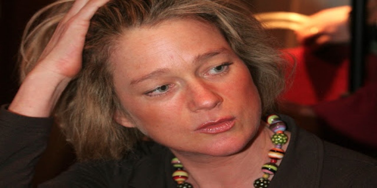 Kralı'nın kızı olduğunu kanıtladı  Delphine Boël artık resmen Belçika Prensesi