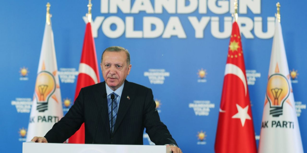 Erdoğan: CHP, siyasi parti kimliğini giderek kaybetmektedir