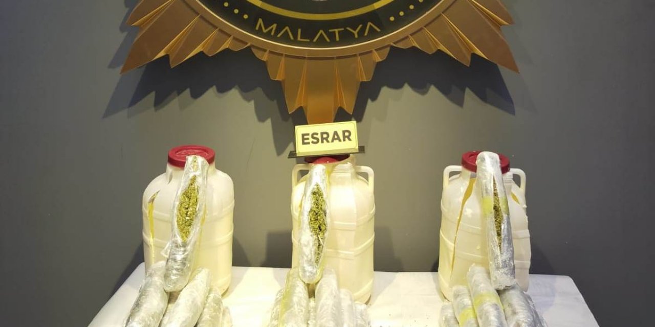 Peynir bidonlarından 15 kilo esrar çıktı