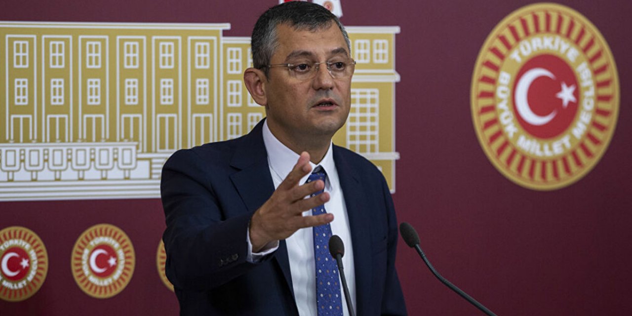 CHP'li Özgür Özel'den Erdoğan'a bomba "Z kuşağı" yanıtı! "Pergoleci Fahrettin'in evine giren beş maaşı biliyor mu gençler?"