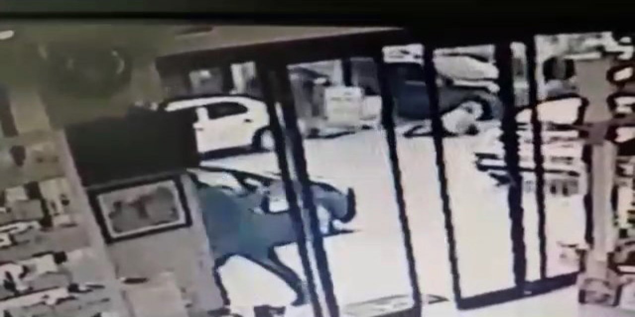 Kardeşlerin üzerine kurşun yağdırdı: 1 can kaybı, 2 yaralı