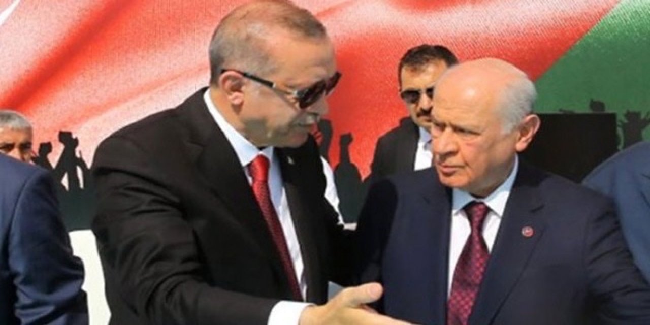 "Siz 400 milletvekil alırsanız ne yaparsınız" sorusuna Bahçeli; Biz AKP'yi yargılayacağız. Millete söz verdik.