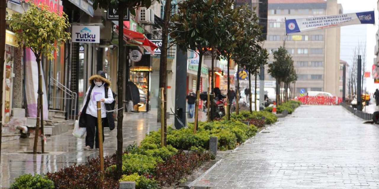 Başkan Öztekin’in ‘Yayalaştırılmış Alışveriş Caddeleri’ projesi hayata geçiyor