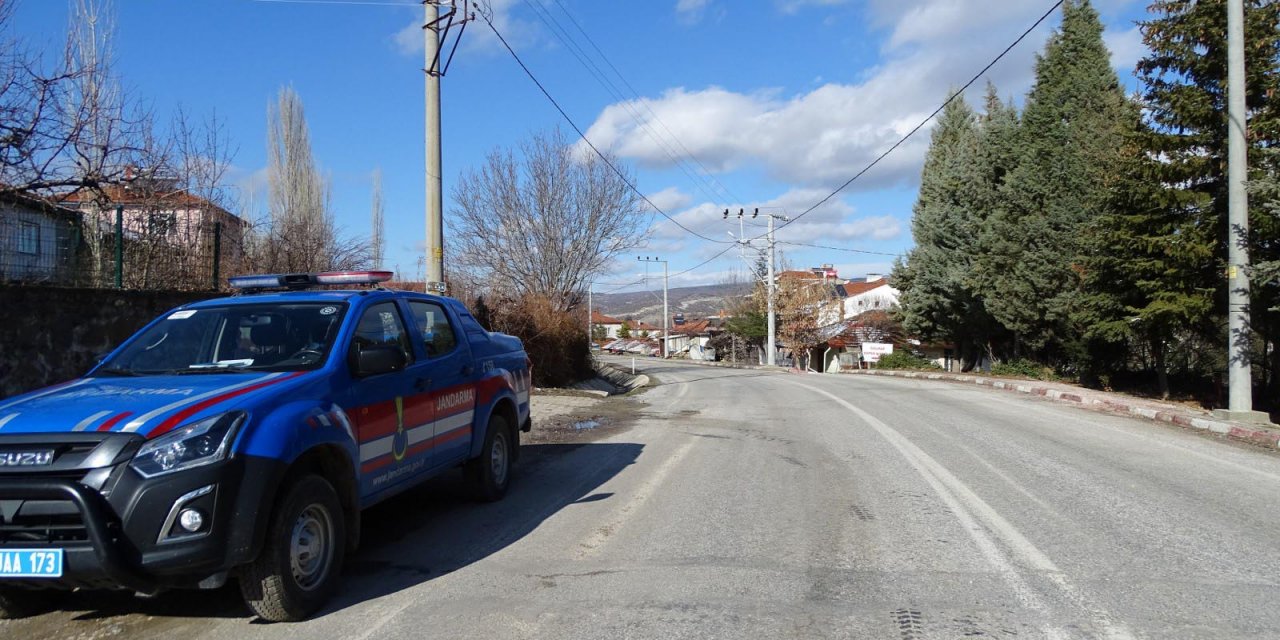 Kütahya’da 845 nüfuslu köye koronavirüs karantinası