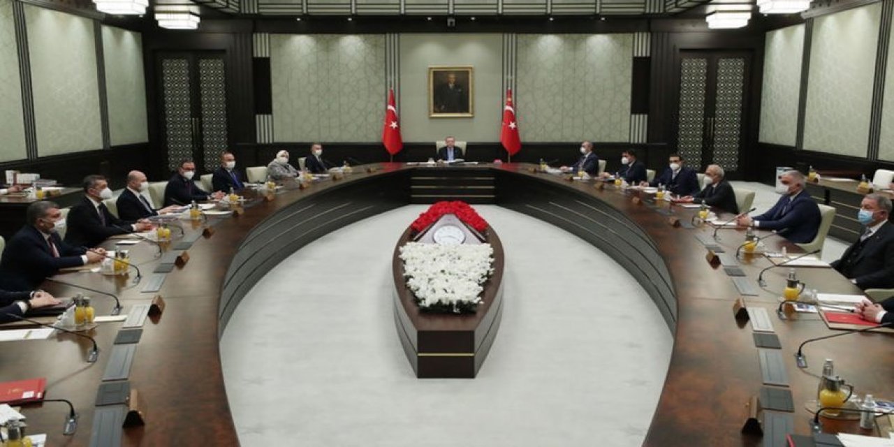 Yüz yüze eğitim başlayacak mı? Kısıtlamalar kaldırılacak mı? Üç hafta aranın ardından kabine pazartesi toplanıyor! İşte ayrıntılar...