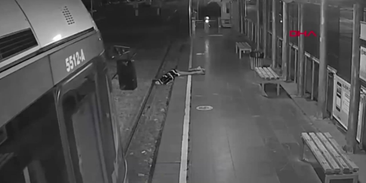 Fenalaşıp tramvay raylarına düştü... Makinistin dikkati sayesinde ölümden son anda kurtuldu!