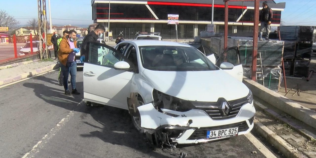Polisin 'dur' ihtarına uymayarak kaçan 4 kişiden 1'i uyarı ateşinde hayatını kaybetti