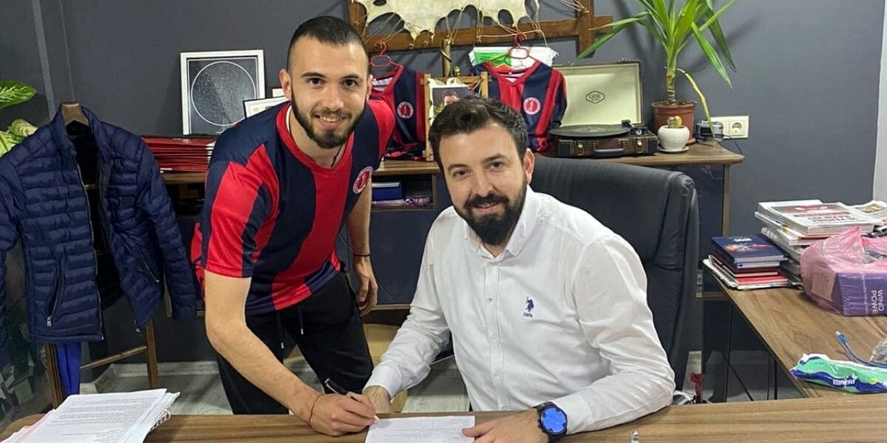 Bergama Belediyespor forvet aldı