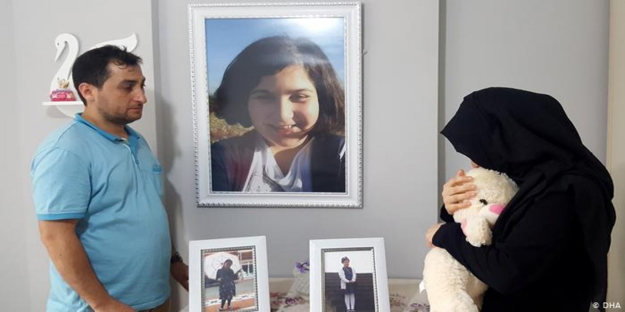 Şüpheli ölümü gündem olmuştu! Fahrettin Altun Rabia Naz'ın babasını Twitter'dan engellendi! Şaban Vatan'dan sert tepki...